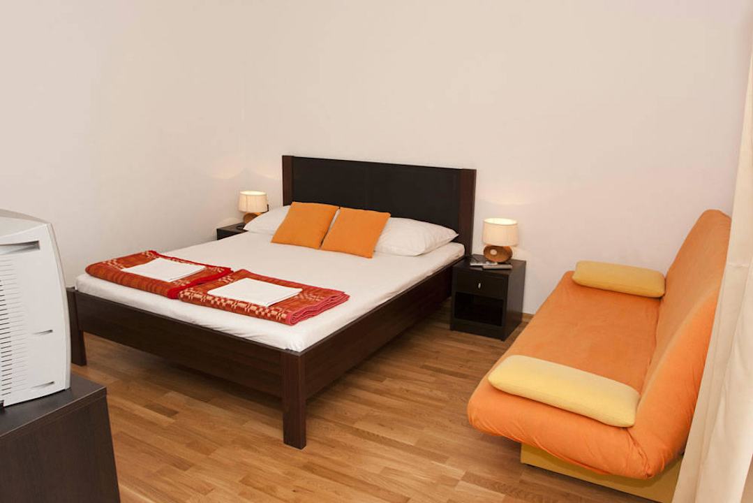 Studio Apartment 2 Villa L&L