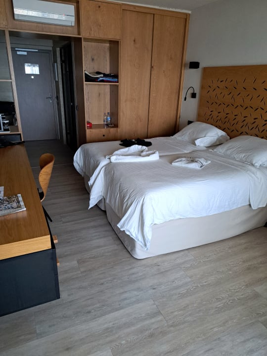 Zimmer Hotel Atlantis Beach