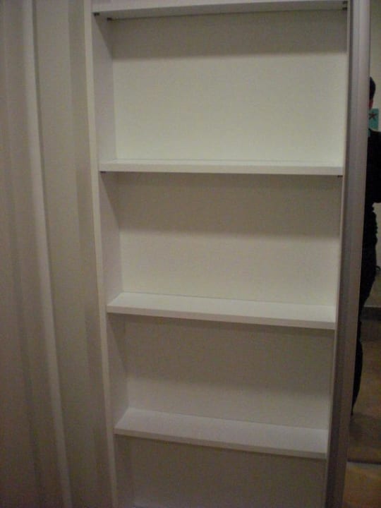 Kleiderschrank Sunis Evren Beach Resort Hotel & Spa