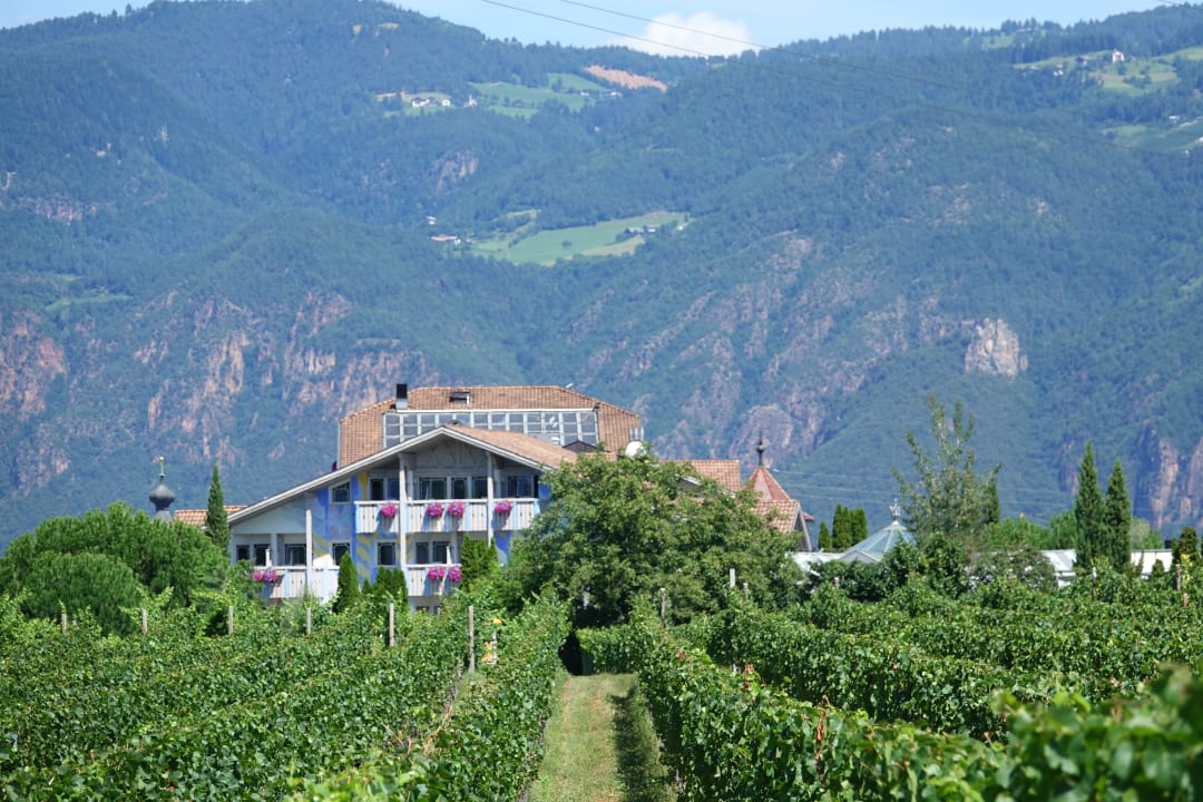 Außenansicht Weinegg Wellviva Resort