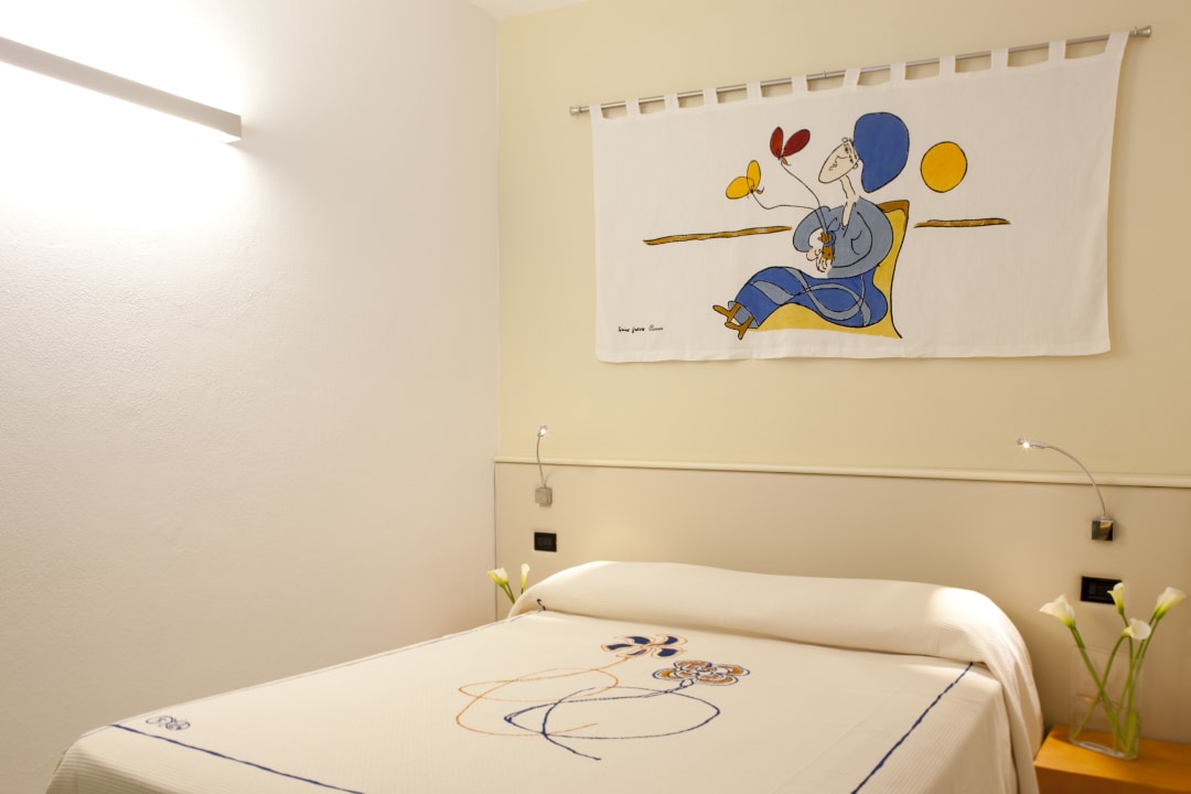 Zimmer Hotel Eros Residence