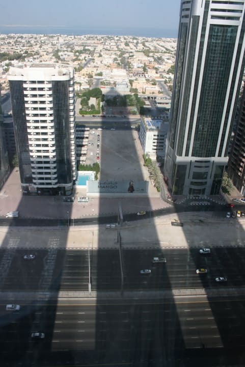 Hotelschatten aus dem Zimmer fotographiert Rose Rayhaan by Rotana