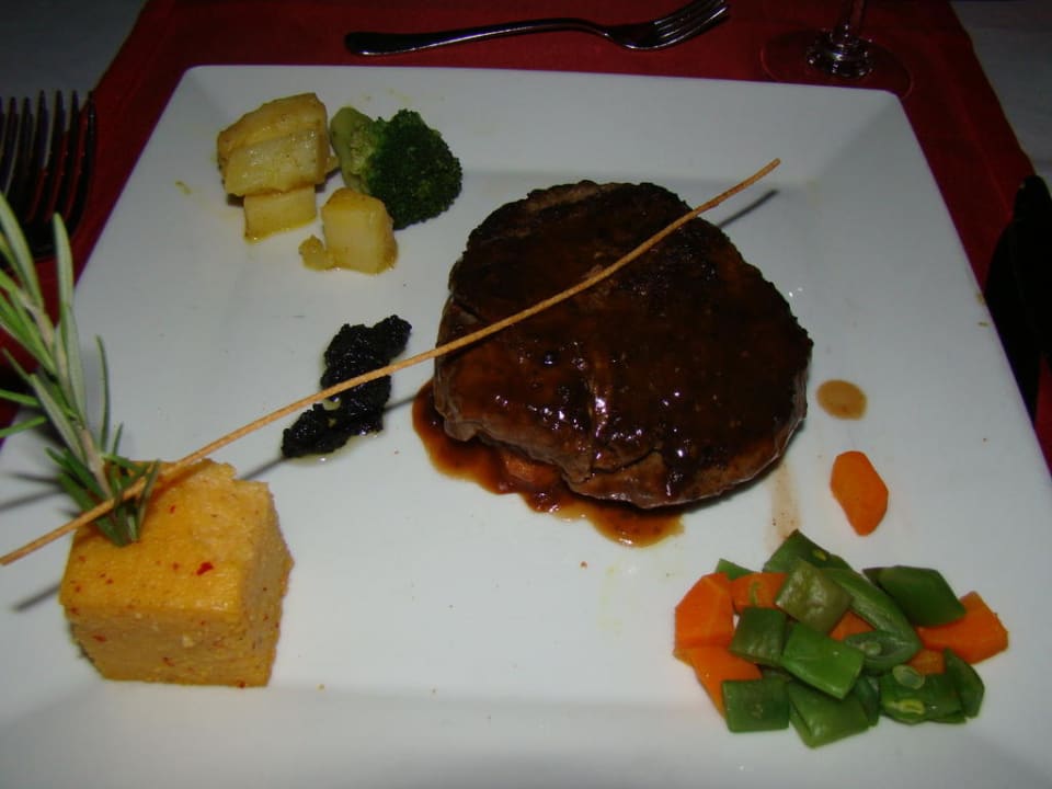 Блюда ресторана Limak Limra Hotel & Resort