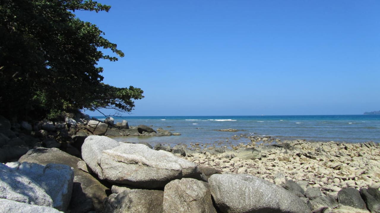 Der Bangtao Strand vom Hotel nach links 031 Best Western Premier Bangtao Beach Resort & Spa