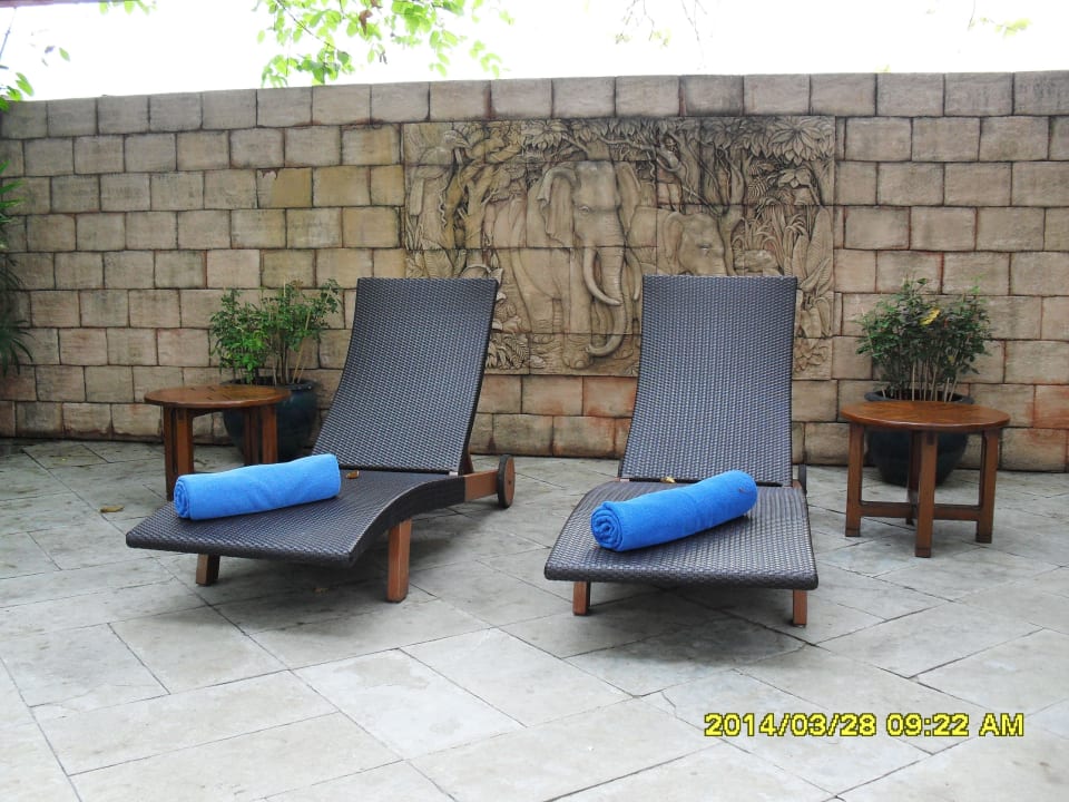 Liegen am Pool JW Marriott Hotel Bangkok
