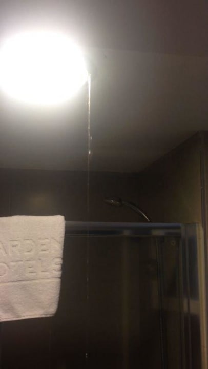 Unser "Bade-Duschzimmer" Alcudia Garden Aparthotel