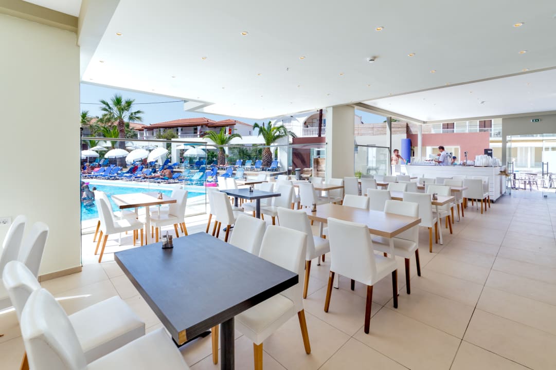 Gastro Cameo Beach Resort