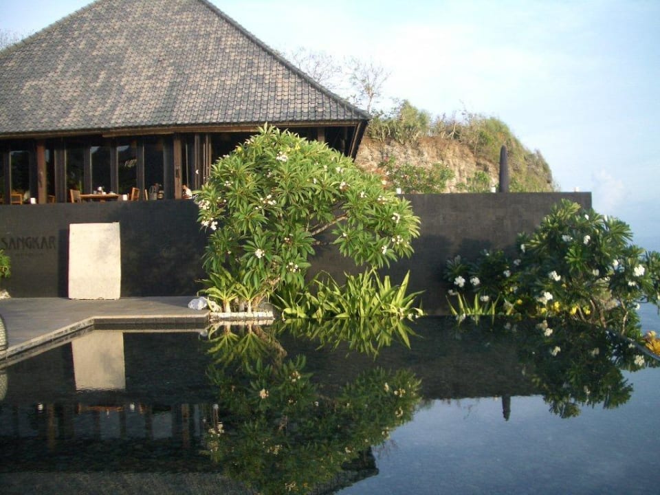 Blick auf einer der Restaurants Bulgari Hotels & Resorts Bali