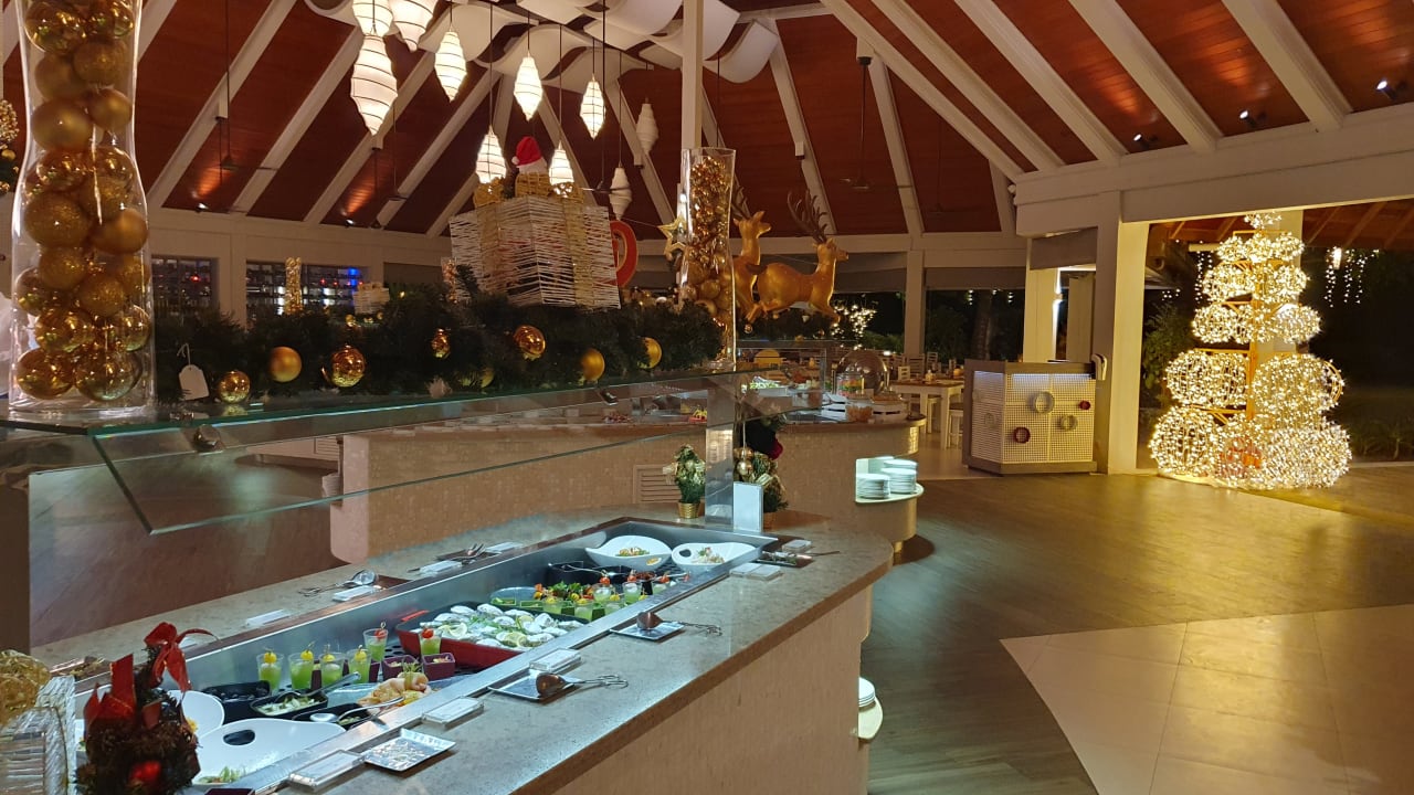 Gastro Kurumba Maldives