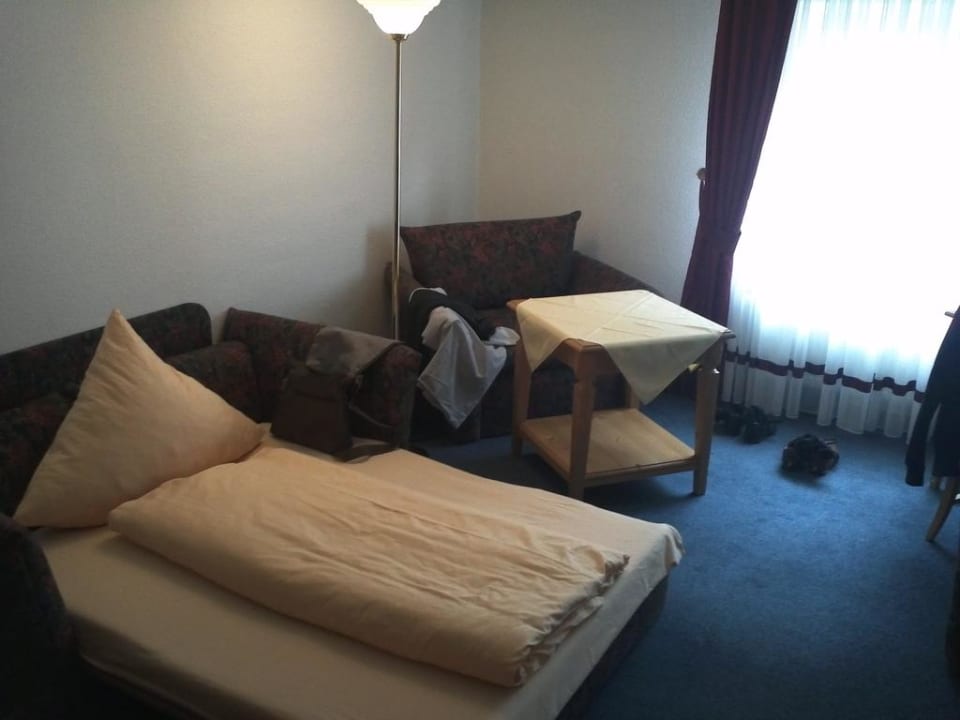 Wohnbereich bzw. 3. Bett Hotel Weinheber Hornung