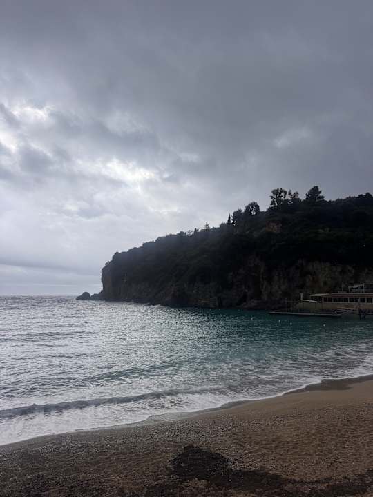 Strand Domes of Corfu, Autograph Collection