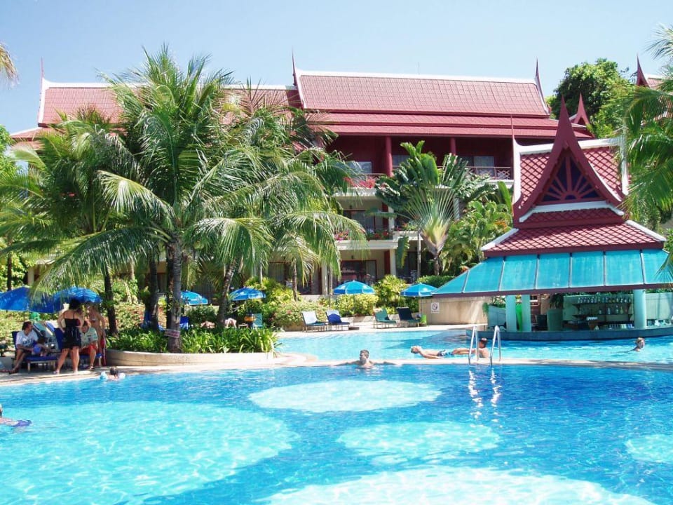 Hotel & Pool Chada Thai Village Resort