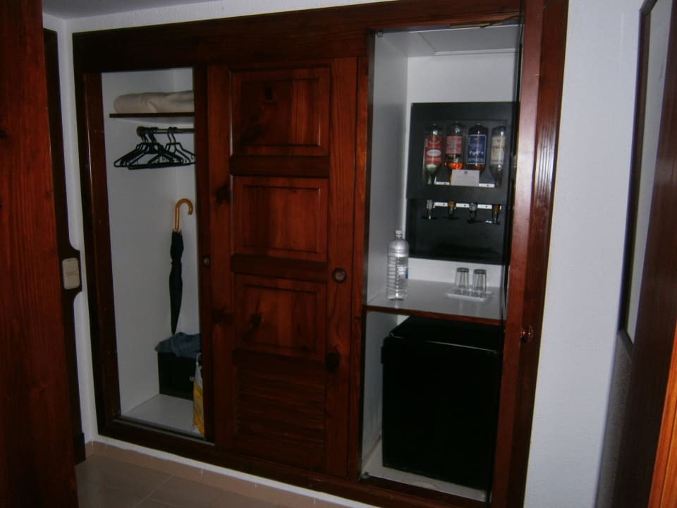 Minibar & Safe Playabachata Hotel