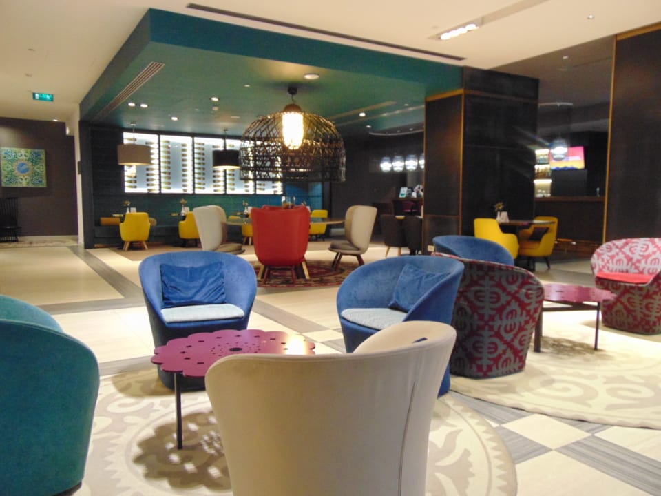 Lobby Mercure Almaty City Center
