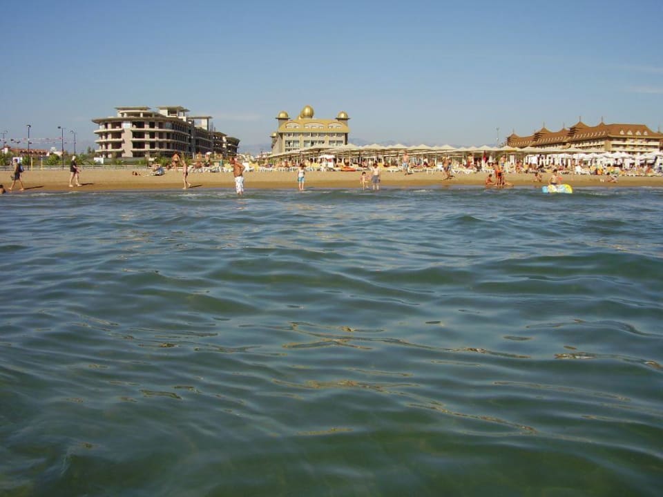 Blick vom Meer auf Hotel Aydinbeys Kings Palace Aydinbey Kings Palace & Spa