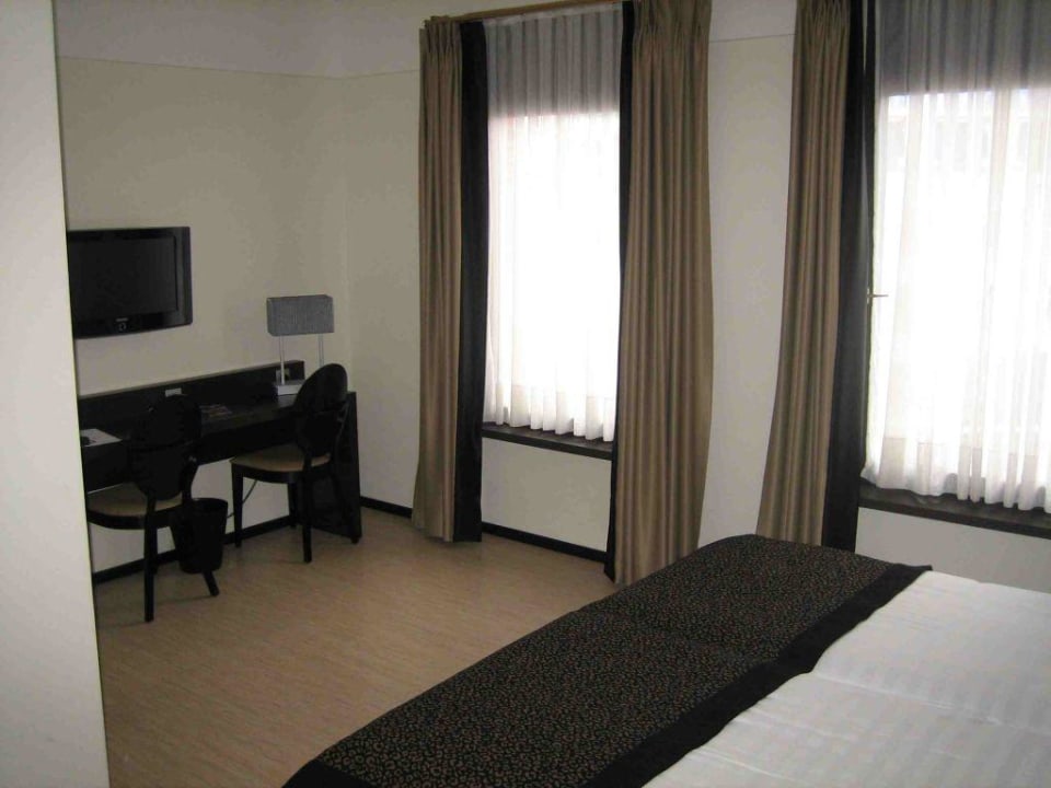 Zimmer Floris Hotel Ustel Midi