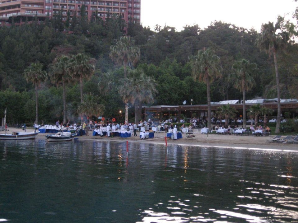 Dinner am Strand D Maris Bay