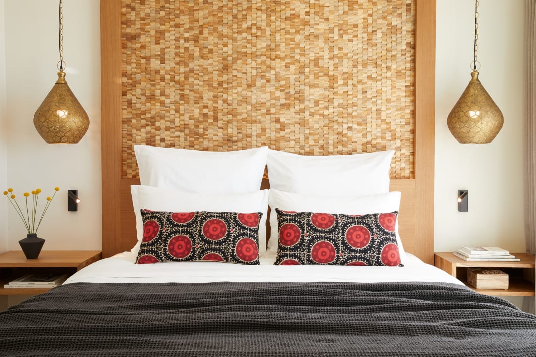 Zimmer Elix, Mar-Bella Collection