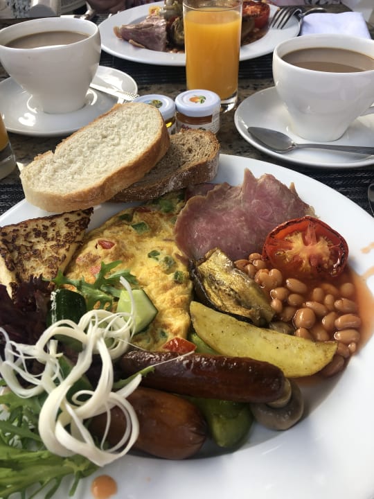 Gastro Salalah Rotana Resort