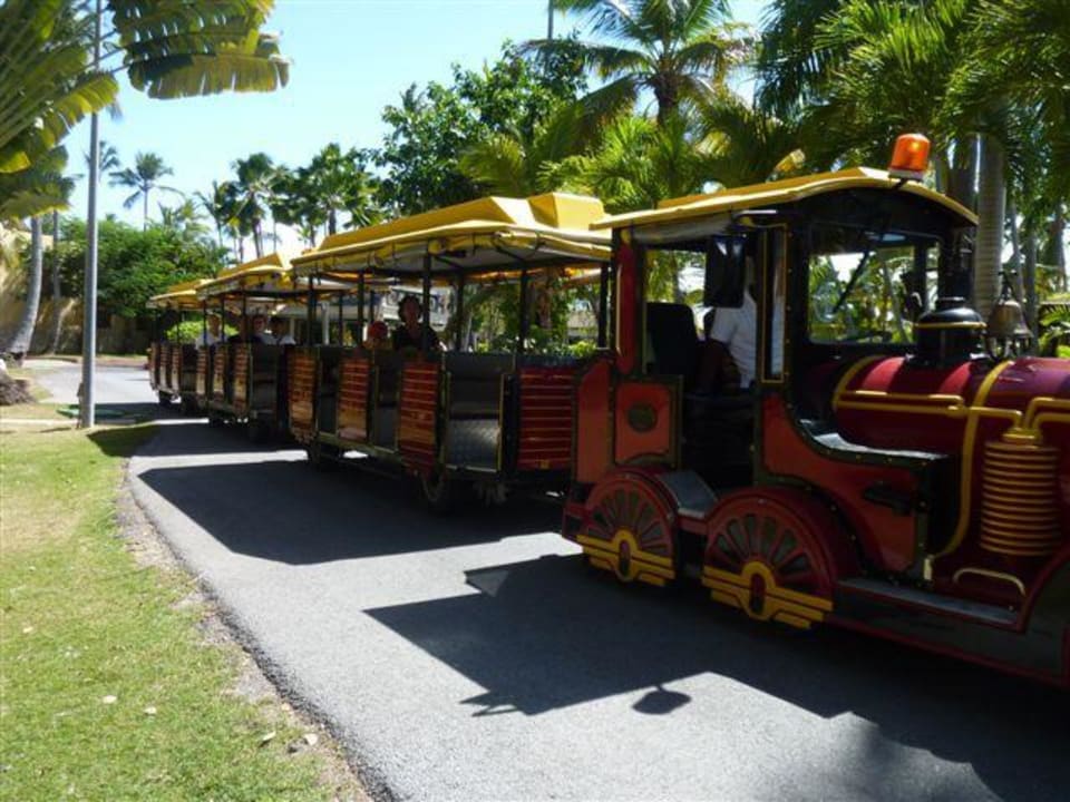 Bummelzug Hotel Grand Palladium Palace Resort, Spa & Casino