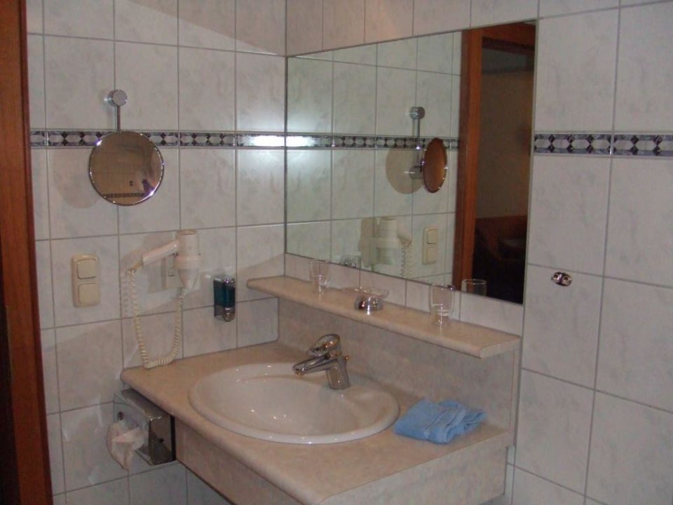 Bad im Hotel Post in Kappl Hotel Post