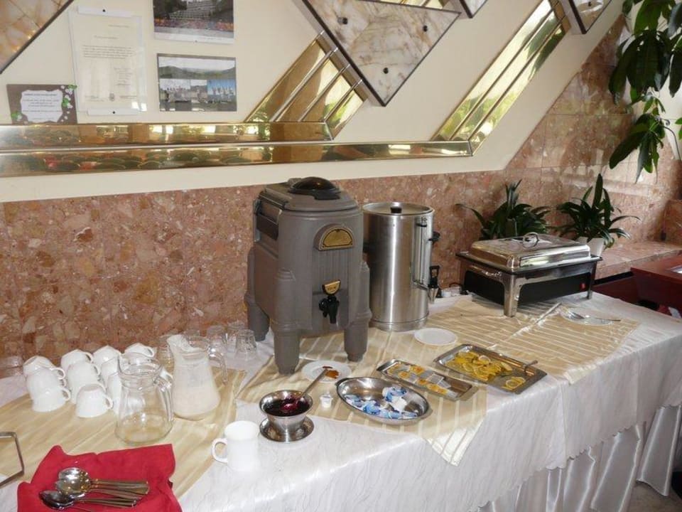 Frühstücksbuffet Centrum Rehabilitacji Rolników Krus