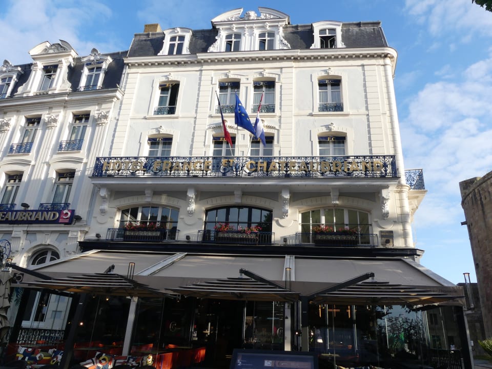 Außenansicht Hotel De France Et Chateaubriand