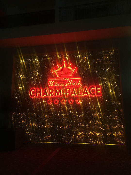 Außenansicht Well Palace Side