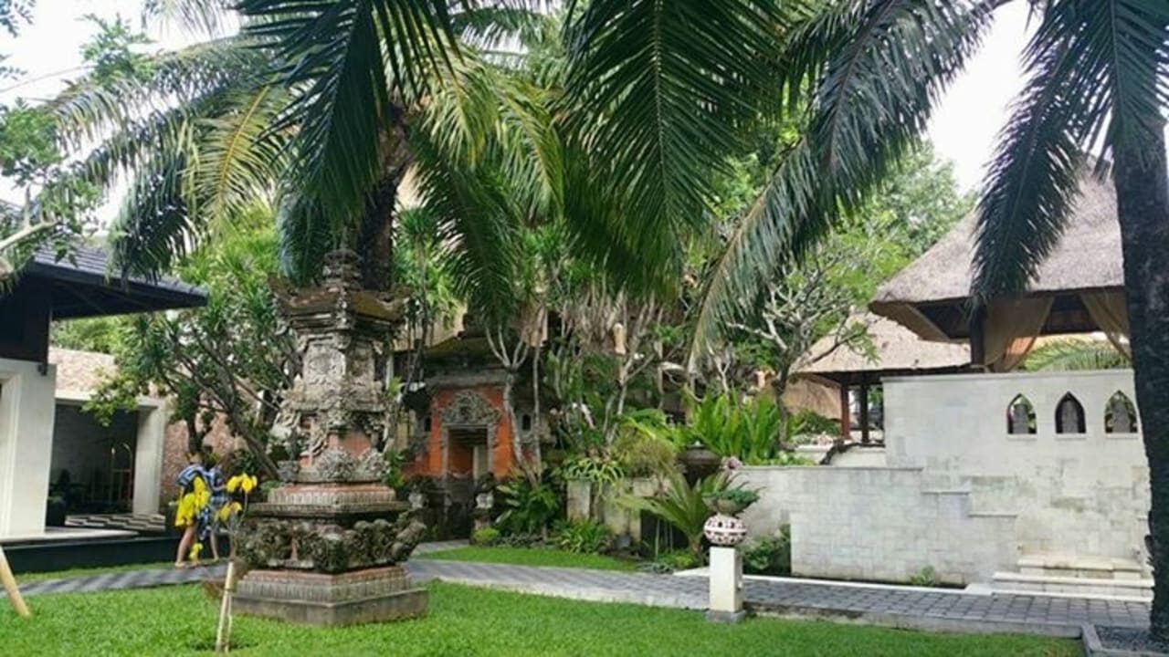 Sonstiges Puri Santrian