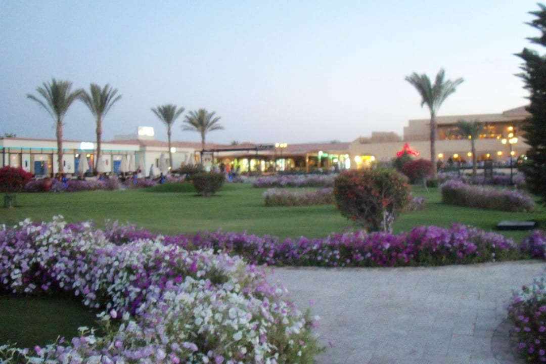 Und weiter spazieren ... Pickalbatros Dana Beach Resort - Hurghada