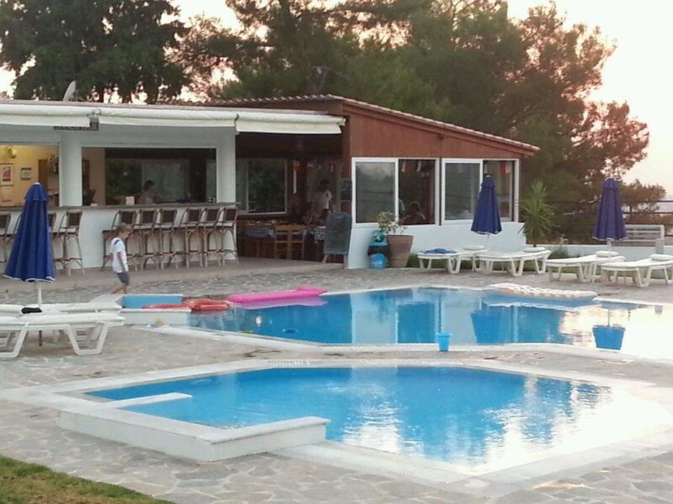 Verpflegung mit Pool - Essbereich Hotel Helena Christina