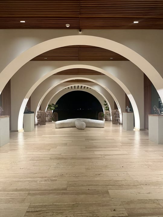 Lobby Impression Isla Mujeres by Secrets - Adults Only