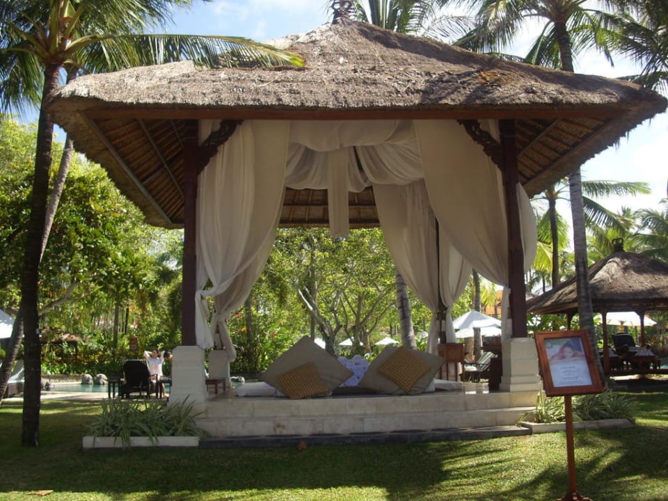 Bett The Laguna A Luxury Collection Resort & Spa