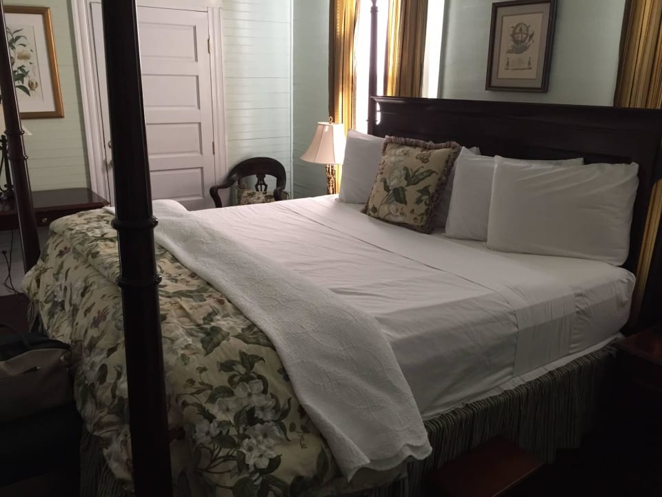 Zimmer 4 Jasmine Coombs Inn & Suites