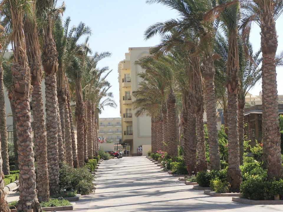 Droga od plaży Riviera Aqua Park Resort