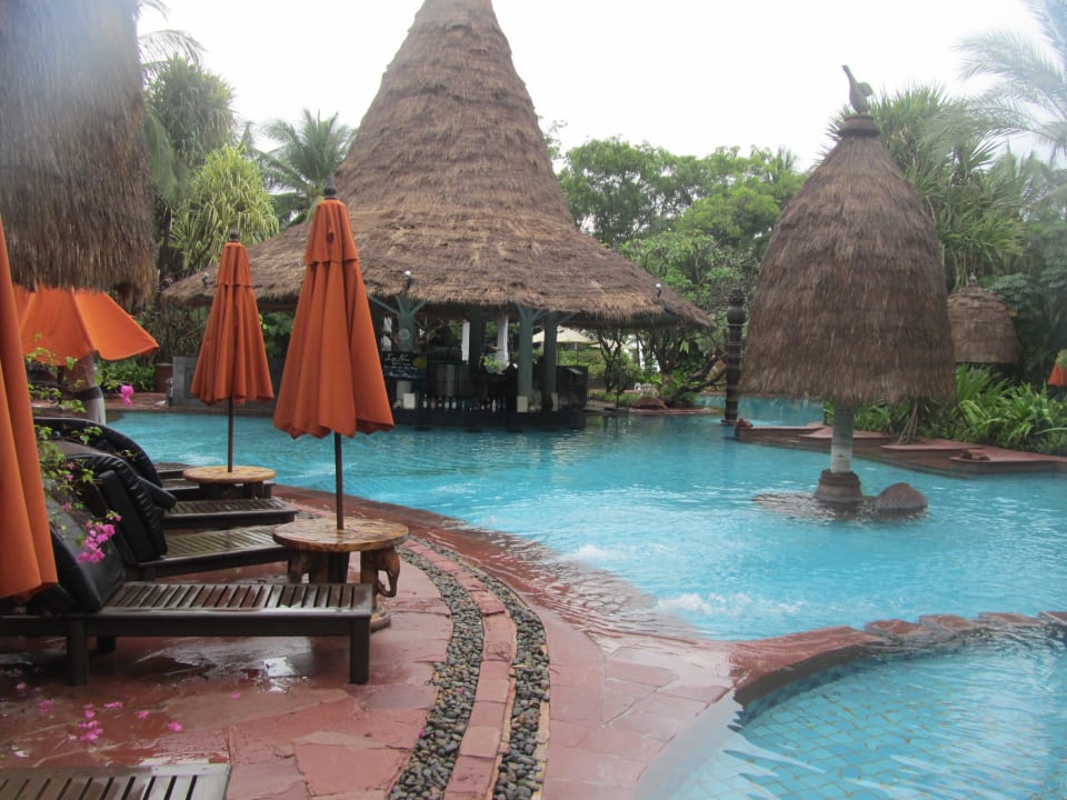 Mit Pool-Bar Anantara Hua Hin Resort