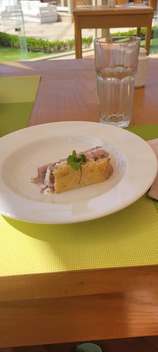 Gastro Premier Le Reve Hotel & Spa