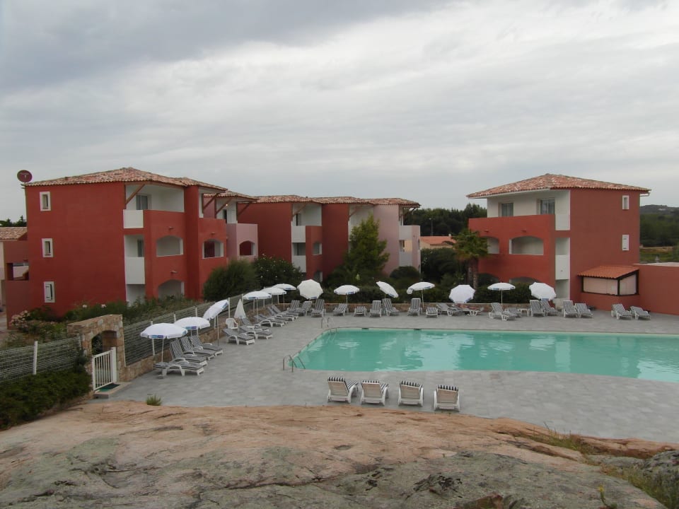 Blick auf den Pool Hotel Maristella