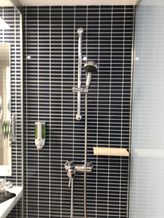 Dusche Hotel Riu Papayas