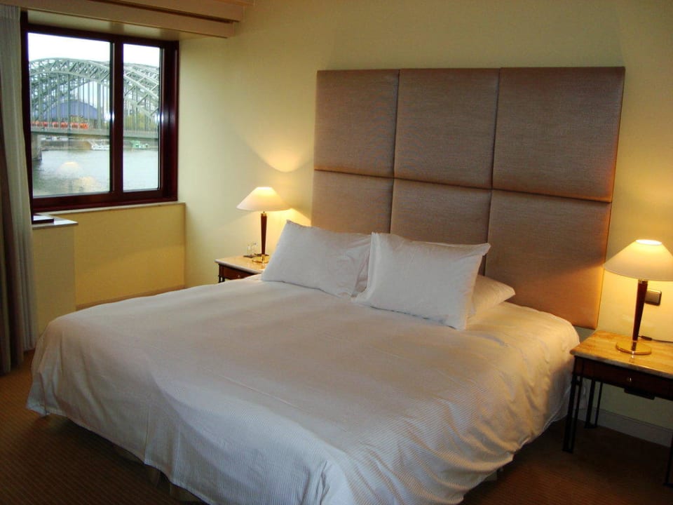 Schlafzimmer Azaleen-Suite Hyatt Regency Köln