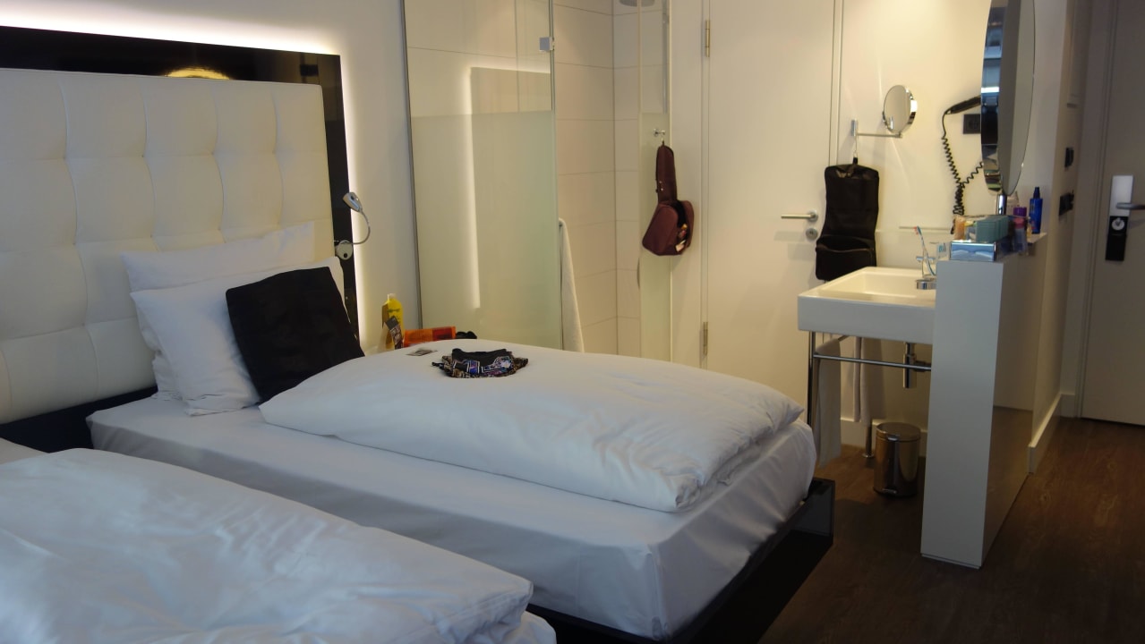 Premium Doppelzimmer INNSiDE by Meliá Düsseldorf Hafen