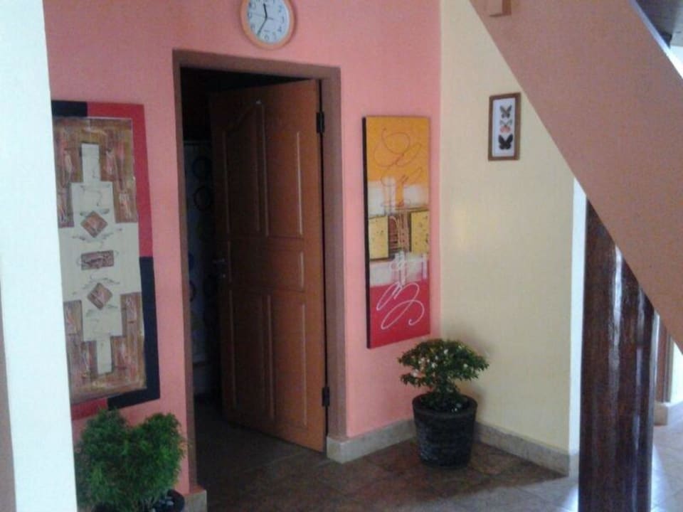 Eingang Zimmer Hotel Kubu Pilatus Inn