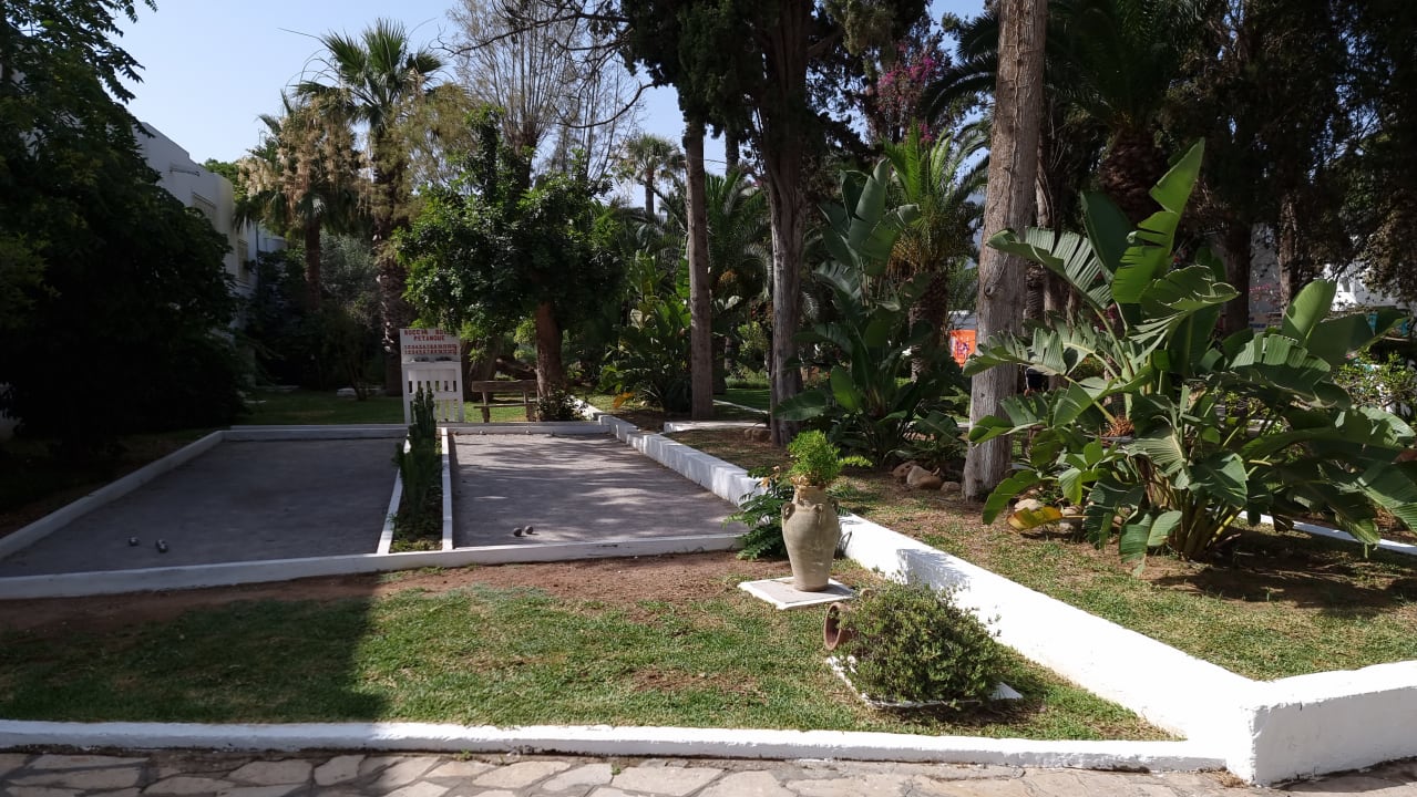 Gartenanlage The Orangers Beach Resort and Bungalows