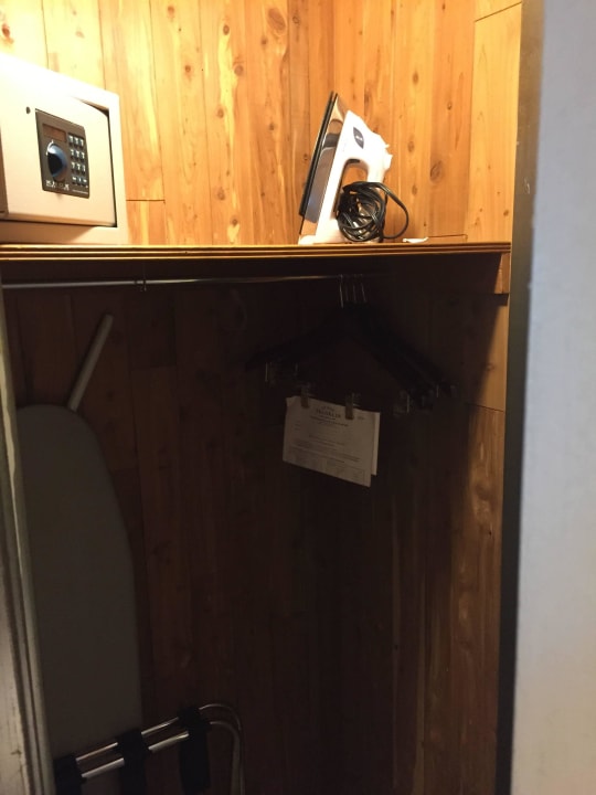 Wandschrank Hotel The Franklin