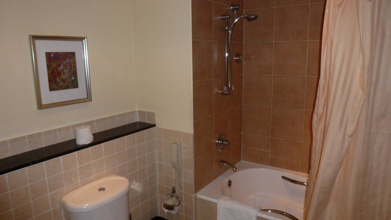 Blick ins Bad Grand Hotel Excelsior Malta