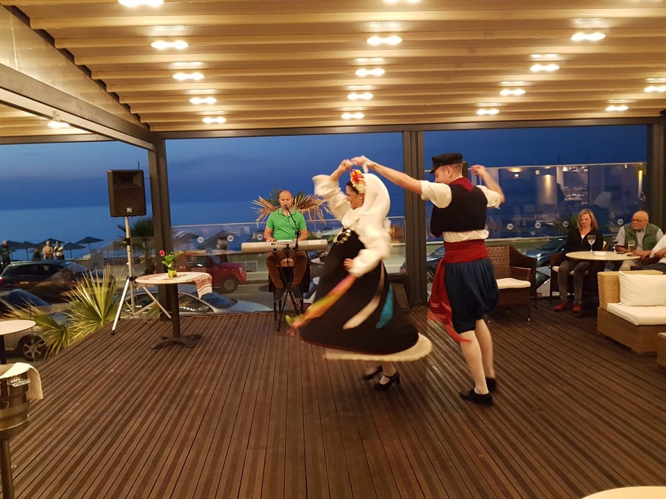 Kretischer Abend Hotel Atlantis Beach