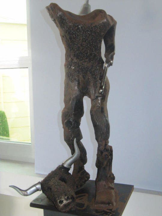 Rzeźby hotelowe Neptune Luxury Resort