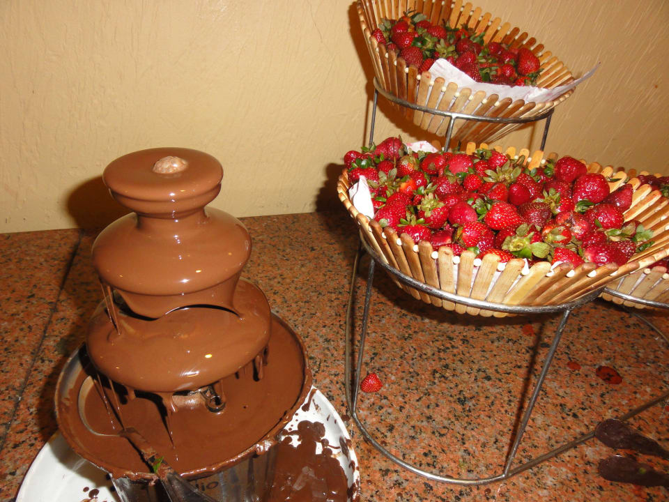 Lecker, Lecker Beach Albatros Resort