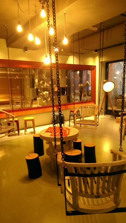 Entspannung und Getränke frei 25hours Hotel Wien beim MuseumsQuartier