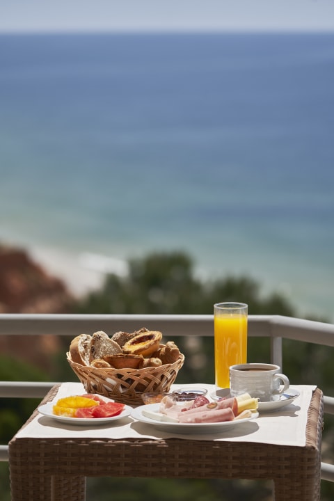 Zimmer PortoBay Falésia